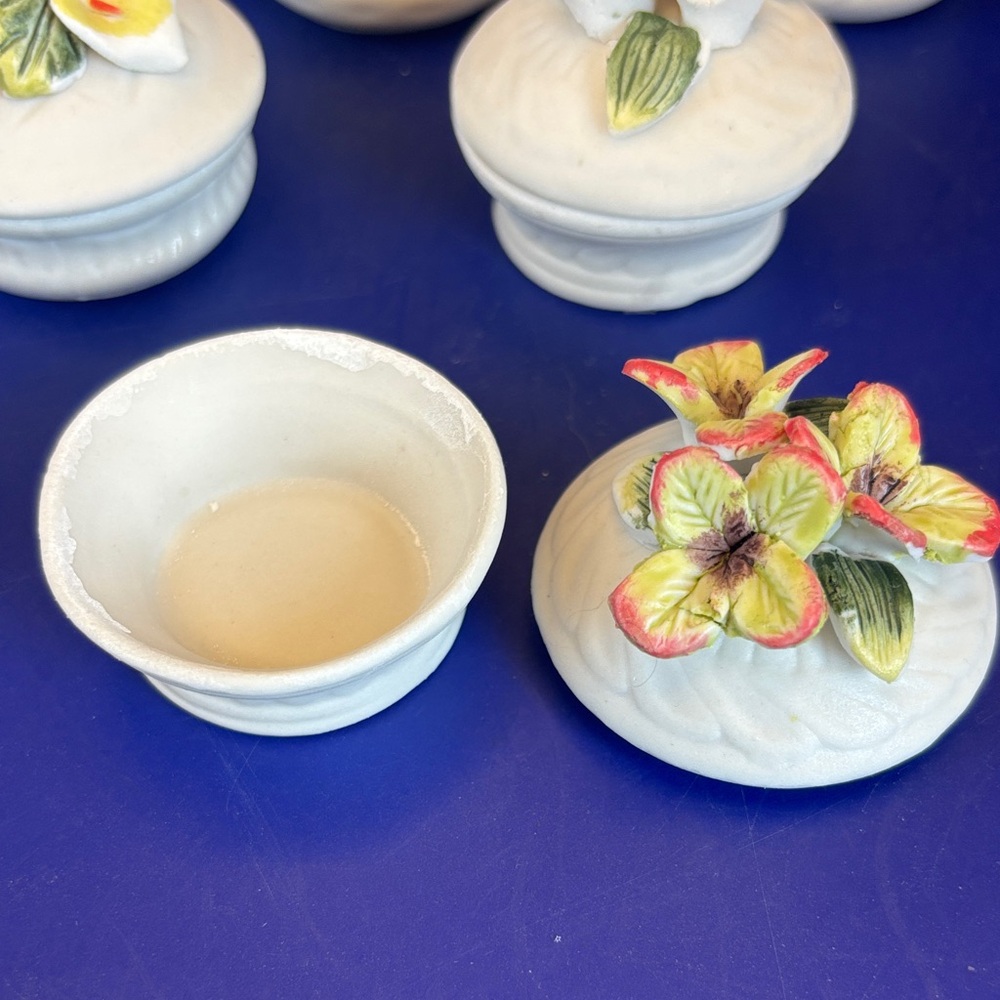 Floral Ceramic Trinket Boxes Set - Picture 9 of 9